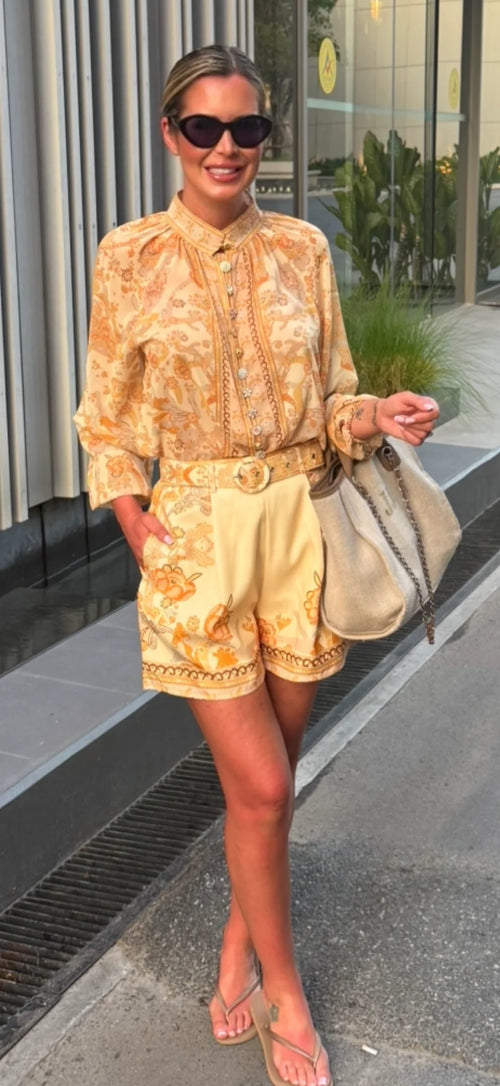 Kitty two piece set (with a belt)